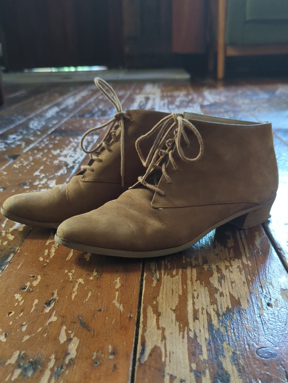 Vintage Suede Leather Lace-Up Brown Ankle Booties